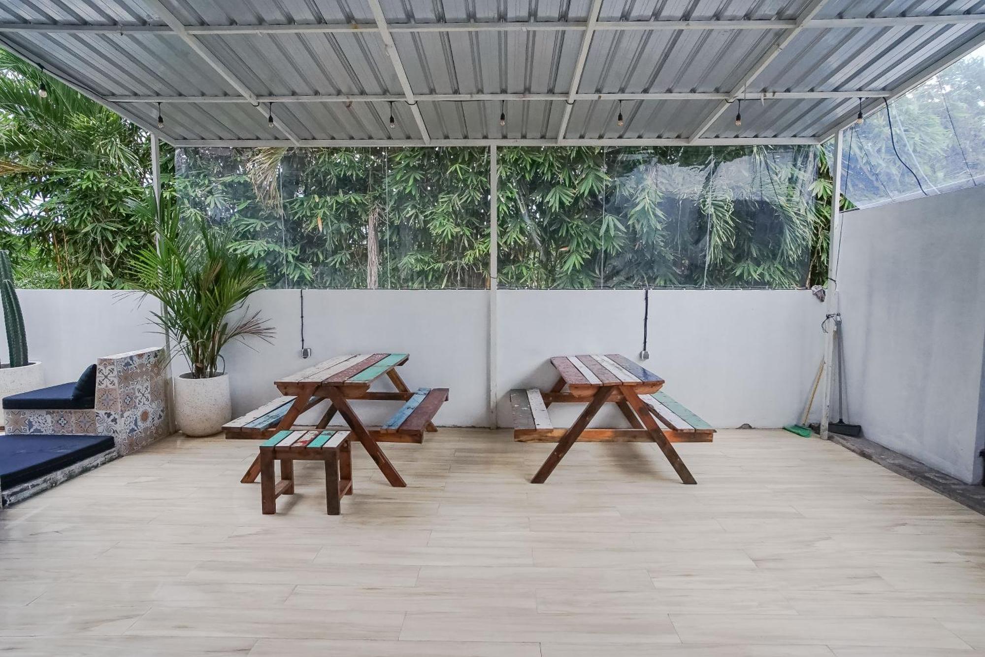 Margarita Surf Hostel Canggu Ngoại thất bức ảnh