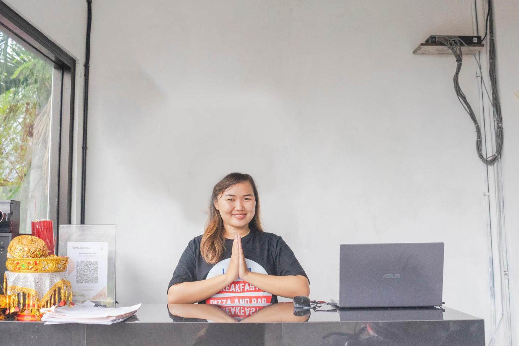 Margarita Surf Hostel Canggu Ngoại thất bức ảnh