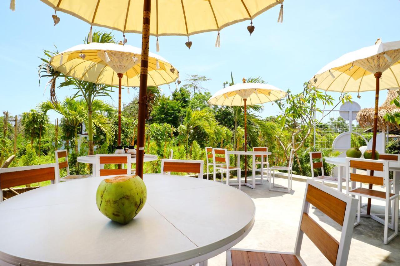 Margarita Surf Hostel Canggu Ngoại thất bức ảnh